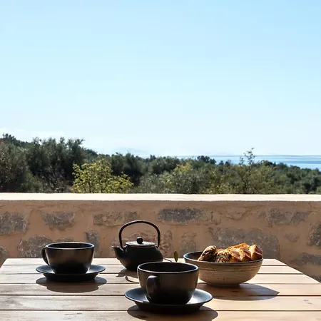 The Olive Yard Lejlighedshotel 4*