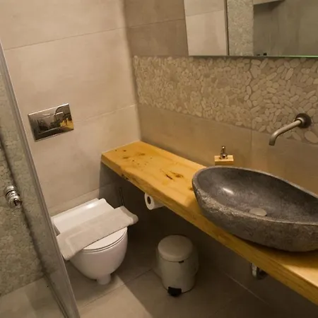 The Olive Yard Апарт-отель