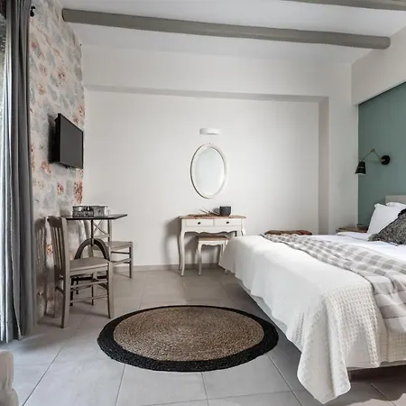 The Olive Yard 기티오