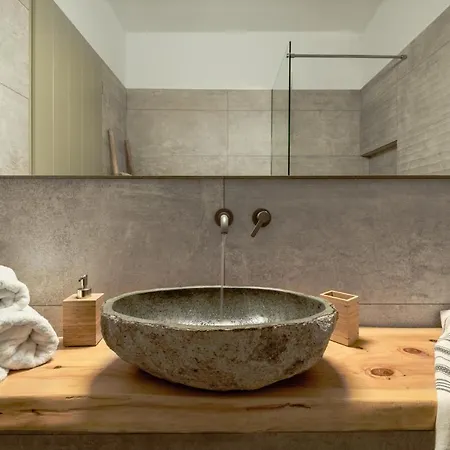 아파트호텔 The Olive Yard 기티오