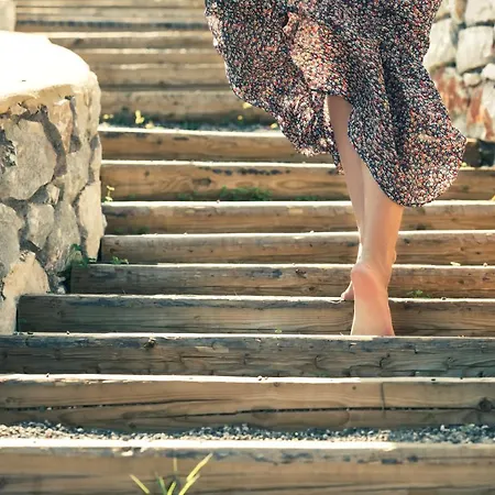 The Olive Yard 4* 기티오