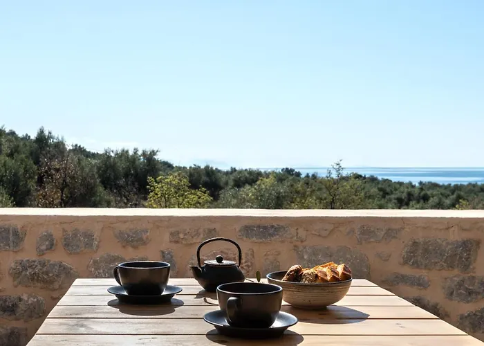 The Olive Yard Aparthotel 4*