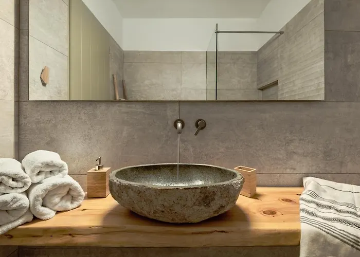 Hotel apartamentowy The Olive Yard Gythio